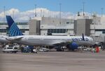 N56859 @ KDEN - Boeing 757-324 - by Mark Pasqualino