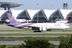 HS-TJR @ VTBS - Thai B772 looks a bit pale. - by FerryPNL
