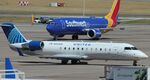 N943SW @ KDEN - CL-600-2B19 - by Mark Pasqualino