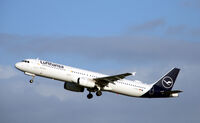 D-AISV @ CPH - D-AISV taking off rw 22R - by Erik Oxtorp