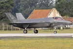 20-5574 @ EGUL - Lakenheath - by Roberto Cassar