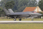 20-5596 @ EGUL - Lakenheath - by Roberto Cassar
