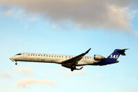 EI-GEC @ CPH - EI-GEC landing rw 22L. - by Erik Oxtorp