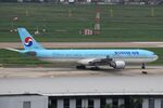 HL7585 @ VVTS - Korean A333 taxying out - by FerryPNL