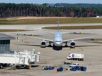 N782AN @ RDU - Arriving as American 173 heavy. - by Ryan Hunt