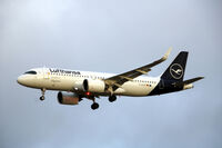 D-AIJM @ CPH - D-AIJM landing rw 22L - by Erik Oxtorp