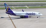 N705VL @ KTPA - Boeing 737-752 - by Mark Pasqualino
