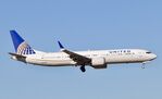 N37506 @ KEWR - On approach