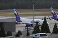 N721VL @ RDDU - Avelo 73G. Ex Aeromexico (XA-VAM), GOL (PR-GEU). - by Ryan Hunt