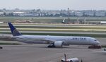 N14001 @ KORD - Boeing 787-10 Dreamliner