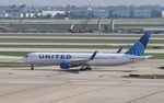 N667UA @ KORD - Boeing 767-322 - by Mark Pasqualino