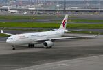 B-300Q @ RJTT - Arrival of China Eastern A333 - by FerryPNL