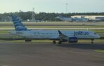 N3149J @ KMCO - Airbus A220-371