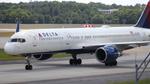 N669DN @ KATL - Delta 752 - by AviationLover50