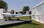 N951MT @ KOSH - Diamond DA 40