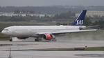 LN-RKT @ KIAD - SAS A333 - by AviationLover50