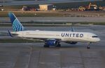 N19117 @ KORD - Boeing 757-224 - by Mark Pasqualino