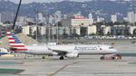 N140AN @ KLAX - Taxiing to gate at LAX - by ToddRoyer