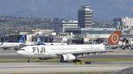 DQ-FJT @ KLAX - Arriving at LAX on 25L - by ToddRoyer