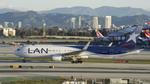 CC-CXF @ KLAX - Arriving at LAX on 25L - by ToddRoyer