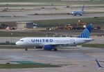 N489UA @ KORD - Airbus A320-232