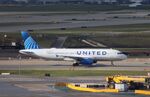 N454UA @ KORD - Airbus A320-232