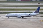 N78540 @ KORD - Boeing 737-824 - by Mark Pasqualino