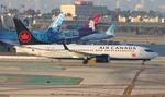 C-FSNU @ KLAX - ACA 737-8 zx cyvr-lax - by FloridaMetal