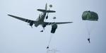 N4089T @ KOSH - jumpers away - by topgunphotography