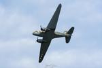N43XX @ KOSH - mid field break to land - by topgunphotography