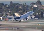 EI-GZE @ KLAX - AMX 737-8 zx lax-mex, mmmx - by FloridaMetal
