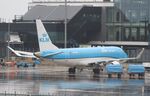 PH-EXH @ EHAM - ERJ-170-200 - by Mark Pasqualino