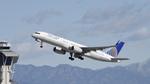 N17139 @ KLAX - Departing LAX on 25R - by ToddRoyer