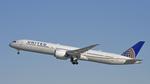 N14001 @ KLAX - Departing LAX on 25R - by ToddRoyer