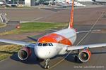 OE-IJU @ EGGW - Luton - by Chris Hall
