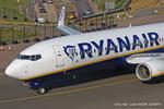 EI-FOY @ EGGW - Luton - by Chris Hall