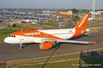 OE-LQN @ EGGW - Luton - by Chris Hall