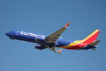 N8718Q @ KSRQ - Southwest Flight 4122 departs Runway 32 at Sarasota-Bradenton International Airport enroute to Buffalo-Niagara International Airport