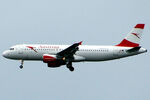 OE-LXA @ EDDF - Landing - by micka2b