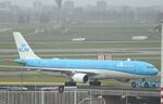 PH-AKB @ EHAM - Airbus A330-303 - by Mark Pasqualino