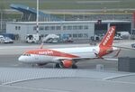 OE-IJX @ EHAM - Airbus A320-214 - by Mark Pasqualino
