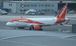 OE-LSI @ EHAM - Airbus A320-251N - by Mark Pasqualino
