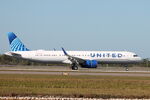N44522 @ KRSW - United Flight 335 arrives on Runway 6 at Southwest Florida International Airport following flight from Chicago-O’Hare International Airport - by Suncoast Spotter