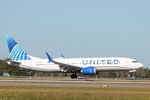 N17311 @ KRSW - United Flight 2337 arrives on Runway 6 at Southwest Florida International Airport following flight from Newark-Liberty International Airport - by Suncoast Spotter