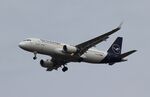 D-AIUC @ EDDF - Airbus A320-214 - by Mark Pasqualino