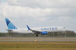 N73299 @ KRSW - United Flight 1406 arrives on Runway 6 at Southwest Florida International Airport following flight from Washington-Dulles International Airport - by Suncoast Spotter