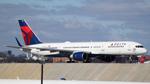 N702TW @ KATL - Delta Mariano Rivera sticker 752 - by AviationLover50
