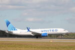 N17316 @ KRSW - United Flight 1688 arrives on Runway 6 at Southwest Florida International Airport following flight from Houston-Bush Intercontinental Airport - by Suncoast Spotter