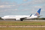 N77537 @ KRSW - United Flight 677 taxis at Southwest Florida International Airport prior to flight to Denver International Airport - by Suncoast Spotter