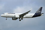 D-AINU @ EDDF - Landing - by micka2b